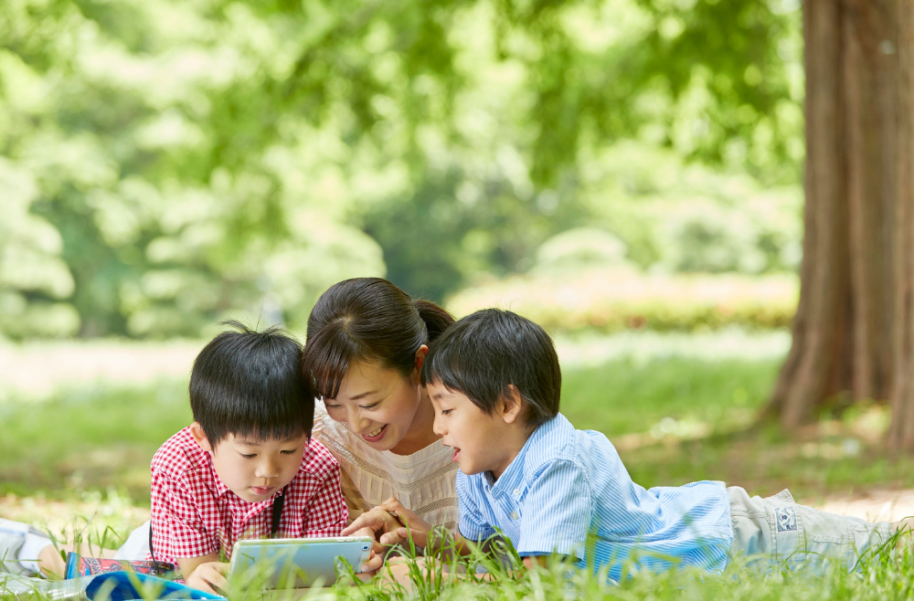7 Fun Ways to Keep Kids Learning All Summer (That Don’t Feel Like Schoolwork)